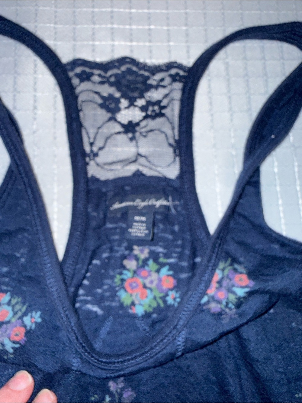 American Eagle Outfitters Y2K Floral Burnout Lace Racerback Tank M - Picture 4 of 6